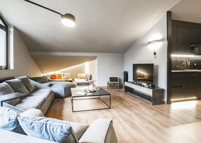 Spacious Modern Attic El Tarter, Andorra