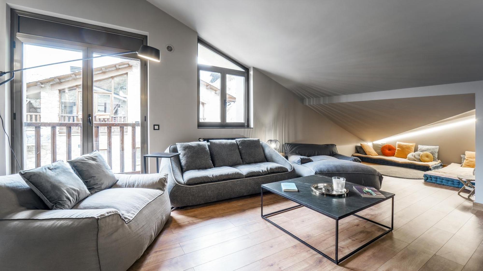 Spacious Modern Attic El Tarter, Andorra Apartamento El Tarter