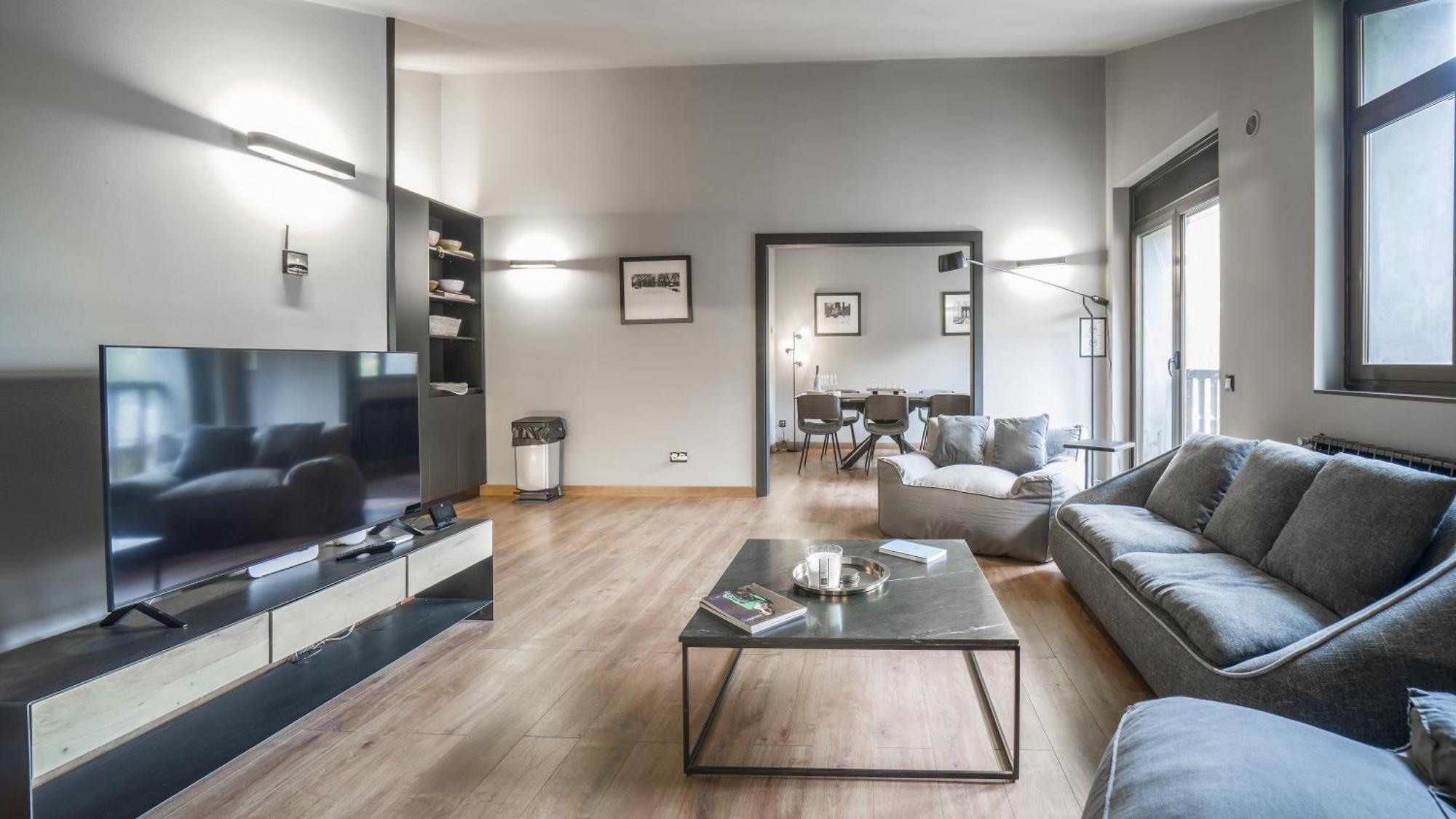 Spacious Modern Attic El Tarter, Andorra Apartamento *
