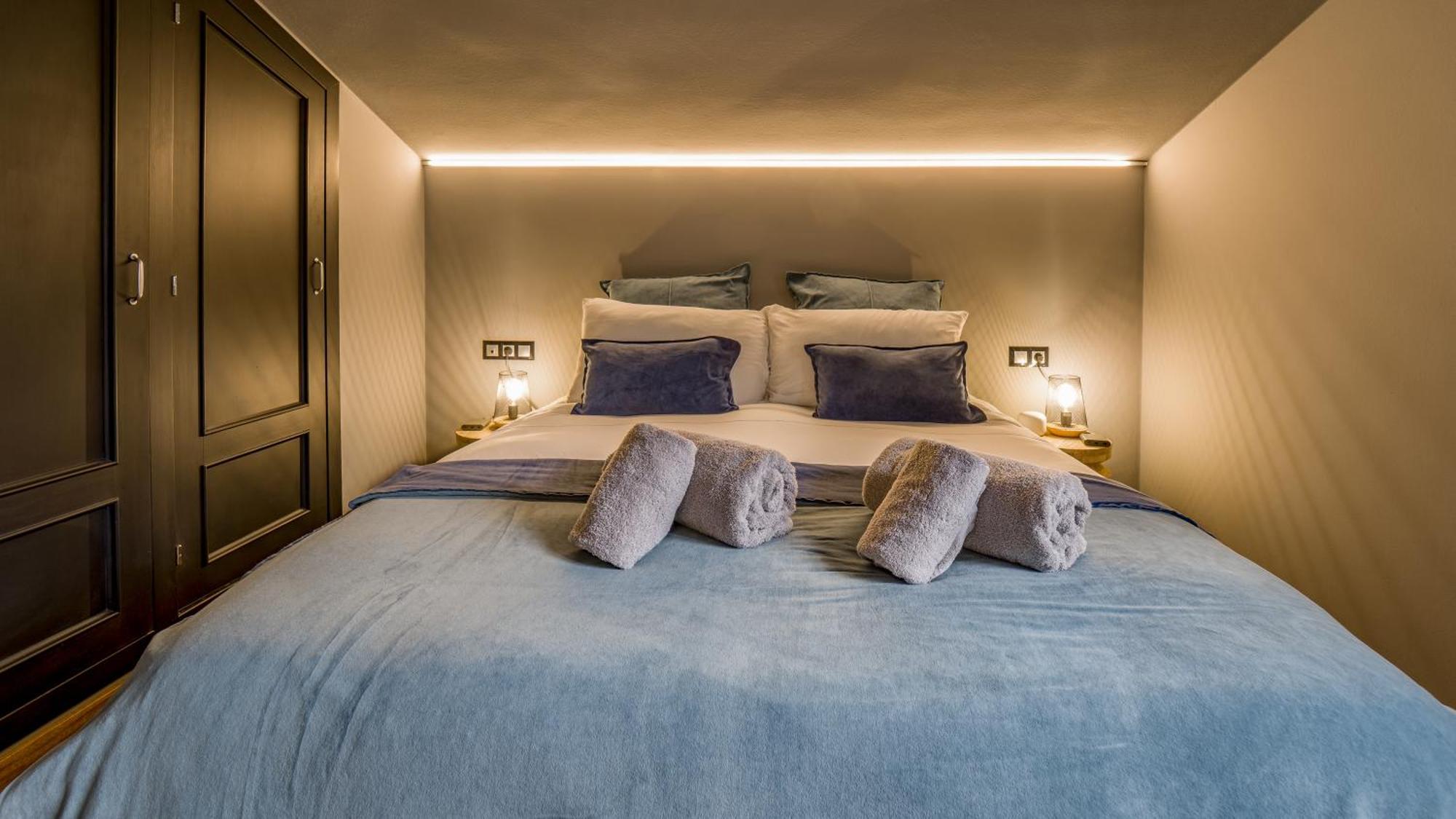 Spacious Modern Attic El Tarter, Andorra * El Tarter