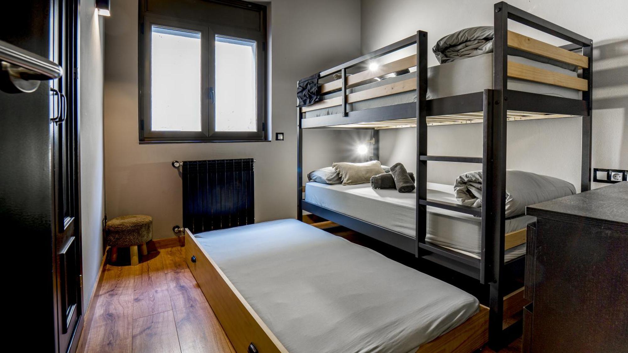 Spacious Modern Attic El Tarter, Andorra Apartamento *